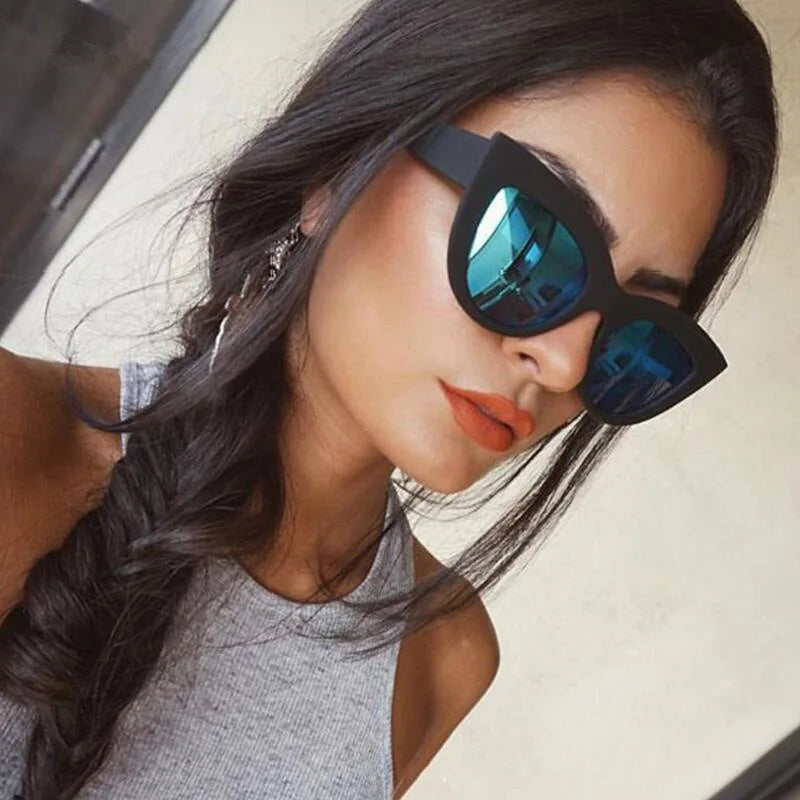 Stylish Retro Cat Eye Sunglasses